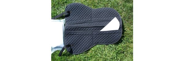 Saddle blankets and pads